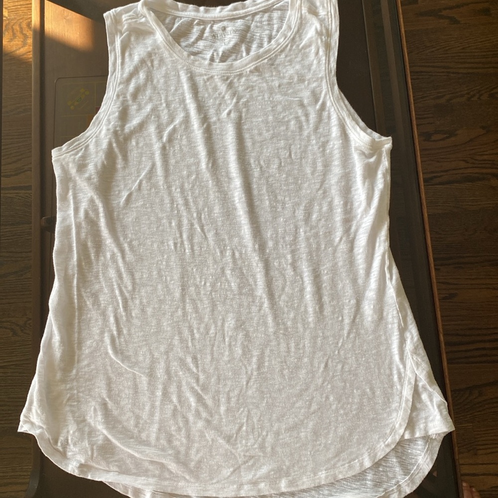 Athleta top size large
